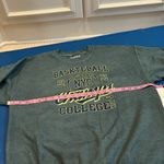 Golden Hour NYC Basketball Champs Crewneck Size M/L Size M Photo 4