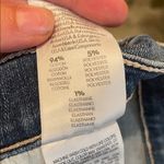 Women’s MOTHER The Insider Crop Step Chew Jeans Wash Dancing on Coals Blue Size 31 Photo 8