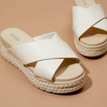 Altar'd State NEW Arula / Altar’d State Wide Width Sandals Size 8.5 NWT Photo 0