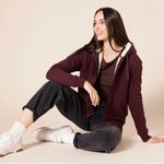 Amazon Essentials Women's Sherpa Photo 3