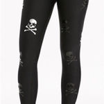 Ultracor NWOT  x Soulcycle high knockout patent nero silver pop skull leggings sm Photo 0