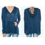 Divine Heart Navy Finch Hoodie M Blue Size M Photo 1