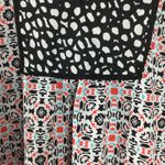 Black Rainn  sleeveless Hi-low  colorful top Photo 2