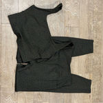 Travis Mathew  2 Piece Athletic Set Size Small Green Patterned Photo 0