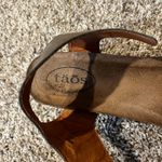 Taos Sandals Carousel Leather Wedge Gray Hook Loop Closure Size 41 (US 10 Photo 3