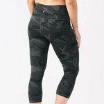 Zyia Forest Camo Luxe Hi-rise Capri 20" Size 4 Photo 0