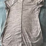 Head  active wear top  Photo 1