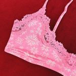 SKIMS  lace scoop bralette in bubble gum snowflake size M Photo 1