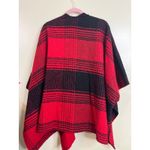 EXPRESS  oversized blanket poncho red black textured open front, size one size Photo 6