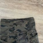 Strut this  Camo high  rise crop pant Photo 4