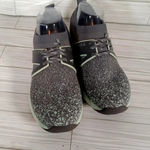 Traq by Alegria Qool sneaker gray walking trail shoes women's size 40 or US 9.5 Green Photo 1