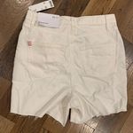 Urban Outfitters BDG NWT 90’s White Long Inseam Shorts Size 30 Photo 7