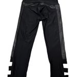 Layers Women's Capri Length Cutout Athletic Sporty Sides Leggings Sz XS Photo 7