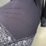 Lululemon  Athletica Black and White Leggings capri Photo 3