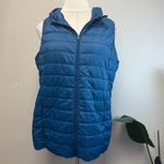 Torrid Blue Opal Light Packable Puffer Vest - Size 14/16 (1) Photo 2