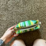 Clinique  makeup bag - best for traveling Photo 2