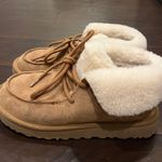 UGG  Booties Photo 2