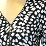 Rafaella  black and white print partial zip front cotton 3/4 sleeved top Photo 4