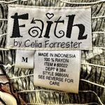 Faith long green seashell trim Hawaiian dress Size M Photo 7