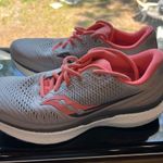Saucony  Gray and Pink‎ Running Shoes Photo 0