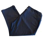 Under Armour Women’s black fitted heat gear athletic capri pants size large Photo 5
