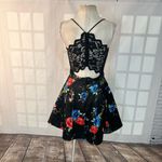 B. Smart Black Floral V-Neck Inverted Pleat Party Skater Mini Dress Size 9 Photo 6