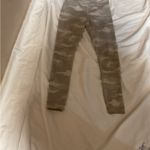 Athleta  Women’s Elation Light Gray Camo 7/8 Tights Size XXS Photo 1