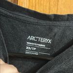 Arcteryx  Black T-Shirt Photo 2