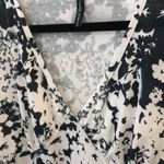 cha cha vente FINAL MARKDOWN Ladies  top xl Photo 2