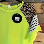 Sunshine‎ & Rodeos Neon Leopard Sleeve Top Size XL Green Photo 3