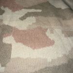 SO camo sweater Photo 1