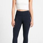 Athleta Salutation Stash Pocket Gravel Print Leggings – Size Medium Photo 0