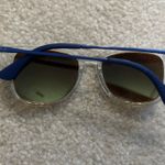 Ray-Ban Sunglasses Photo 3