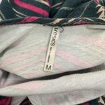 Tresics Women's Tribal Print fitted tunic top M Grey Pink Scoop Neck Photo 1