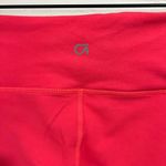 Gap Fit Pink Cropped Capri Leggings Size XS Photo 4