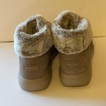 Skechers On-the-GO City 2
Suede Ankle Boots Dark Taupe
8.5 Women's Photo 4