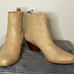 Dolce Vita Stana Western Chelsea Boots in Gold Metallic Size 9 Tan Photo 0