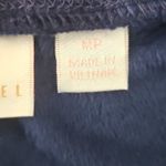 NWOT Belle by Kim Gravel Women’s Navy Blue Velour Pull Photo 5