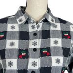 Casey & Max Large Top Button Photo 1