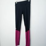 Alala  for Pure Barre Berry Leggings size small Photo 4