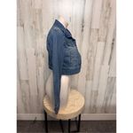 Long sleeve Jean jacket size medium Blue Photo 2