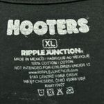 Ripple Junction Hooters Racing Team Delightfully Tacky Tailgate T-Shirt XL  Photo 3