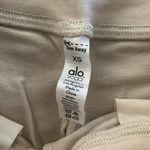 Alo Yoga cargo sweat pants Photo 3