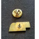 VTG Nebraska State Pinback Lions Club Pin Purple Lapel Hat Brooch Badge Estate Photo 3