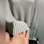 Varley   pull over sweater Photo 4