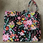 Vera Bradley black and fruit tote bag Photo 0