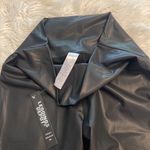 Leggings Depot  SIZE XL INSEAM 28” LOOKS LEATHER BUT NOT LEATHER LEGGINGS Photo 3