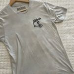 Surfinista Cafe Graphic Tee Photo 0