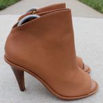 Vince Camuto  Women's Finndaya High Heel Light Cognac Ankle Boot Sz 9 Photo 0
