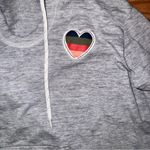 No Boundaries Sleep hoodie Photo 1